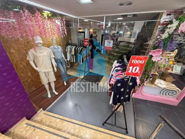 Local comercial en venta en Gandia, Centro photo 0