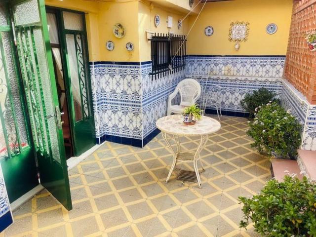 Adosada en venta en Antequera, Antequera photo 0