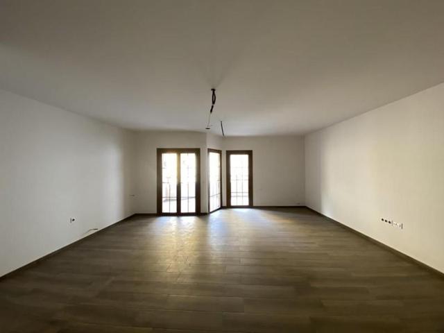 Piso en venta en Almansa, Almansa photo 0