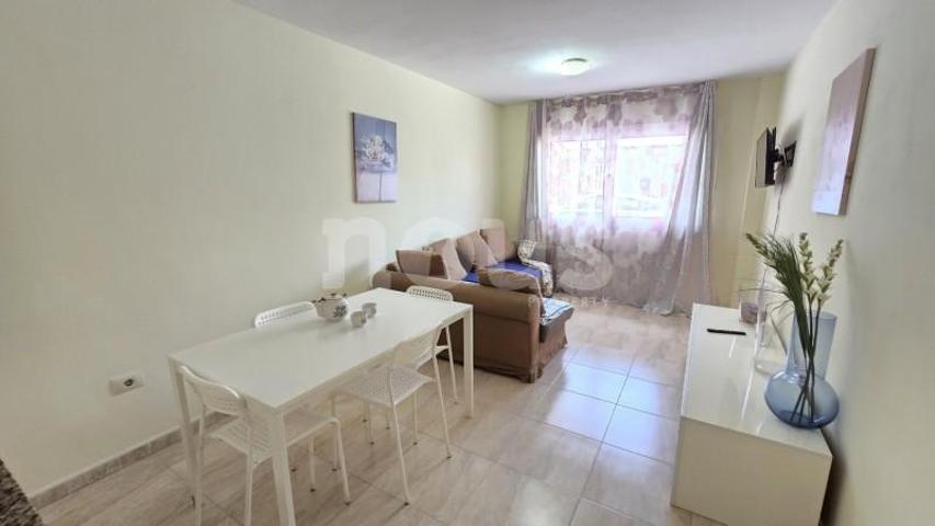 Apartamento en venta en San Isidro, Las Dalias photo 0