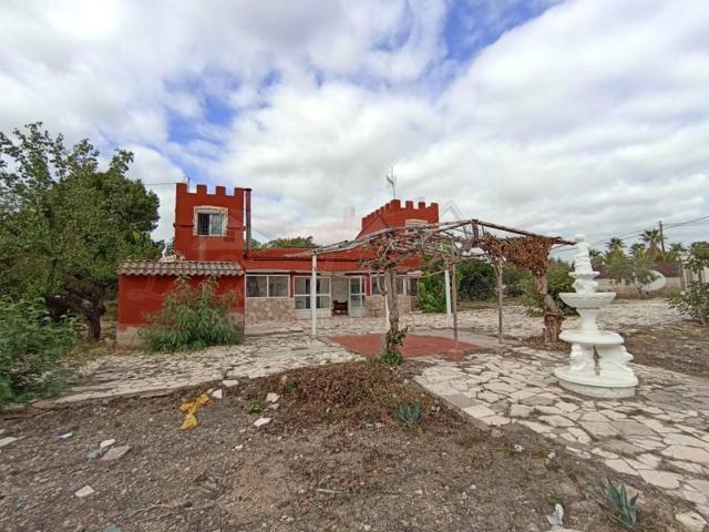 Casa con terreno en venta en Sax photo 0