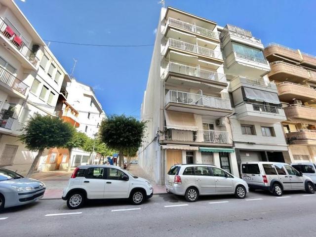 Local comercial en venta en Santa Pola, Centro photo 0