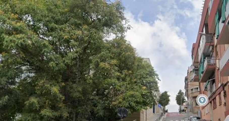 Piso en venta en Santa Coloma de Gramenet, Santa rosa photo 0