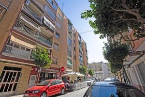 Apartamento en venta en Mislata, Los Juzgados photo 0