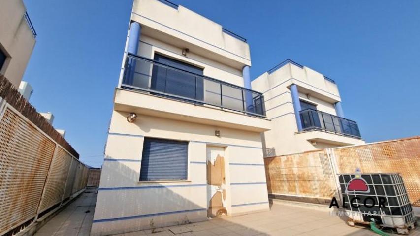 Chalet en venta en Vinaròs, Costa Sur - Cala Puntal photo 0