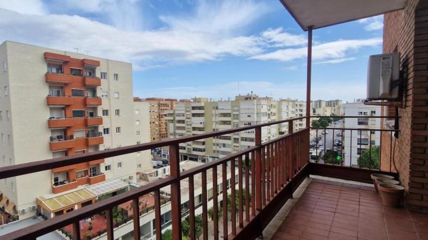Piso en venta en Jerez de la Frontera, Madre de Dios photo 0