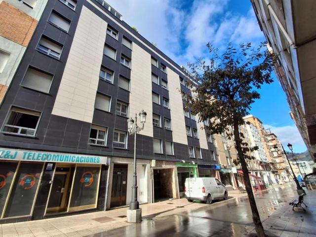 Piso en venta en Oviedo, Plaza La Paz photo 0