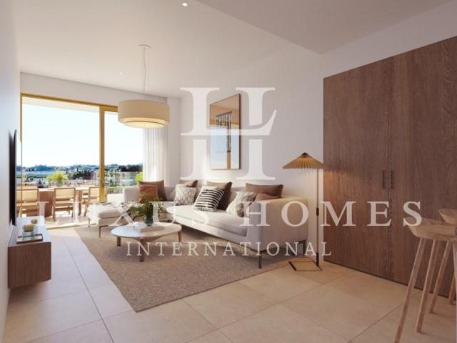 Apartamento en venta en Fuengirola photo 0