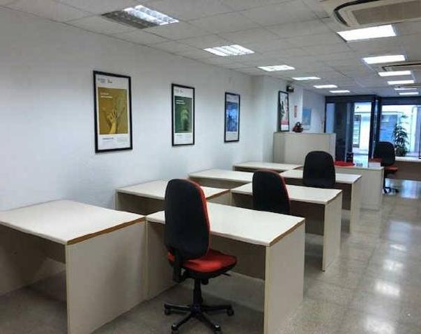 Local comercial en venta en Palamós, Centro photo 0