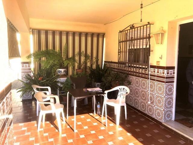 Chalet en venta en Chiclana de la Frontera, Pinar de los franceses photo 0