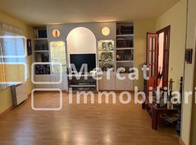 Piso en venta en Rubí, RUBI photo 0