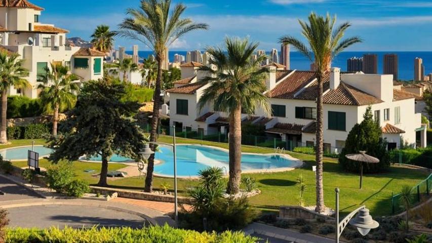 Chalet en venta en Finestrat, Golf bahia photo 0