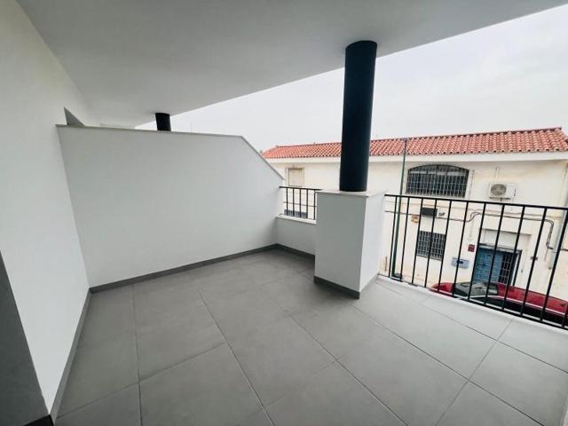 Apartamento en venta en Málaga, Los Almendros - El Limonero - El Tomillar photo 0