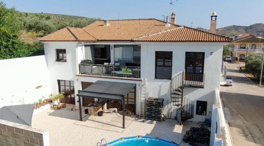 Chalet en venta en Loja, Loja photo 0