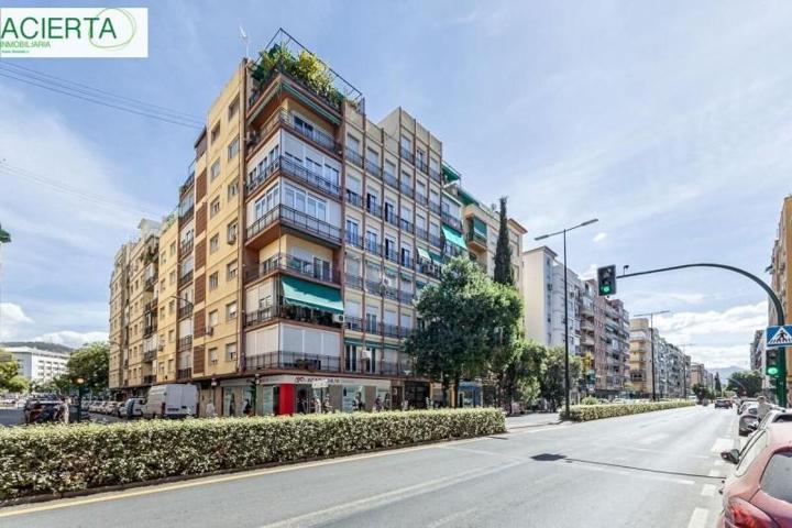 Piso en venta en Granada, Camino de ronda photo 0