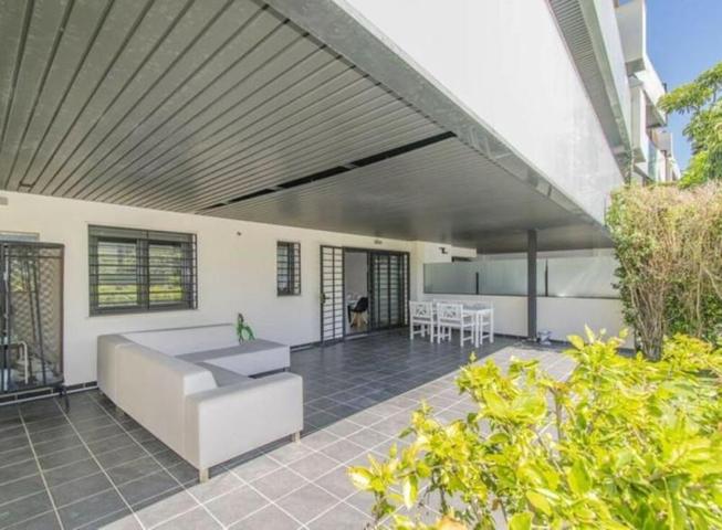 Planta baja en venta en Benahavís, Los Flamingos photo 0