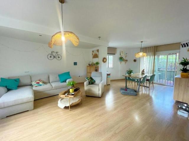 Adosada en venta en Alhaurín de la Torre photo 0