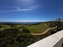 Apartamento en venta en La Línea de la Concepción, Alcaidesa photo 0