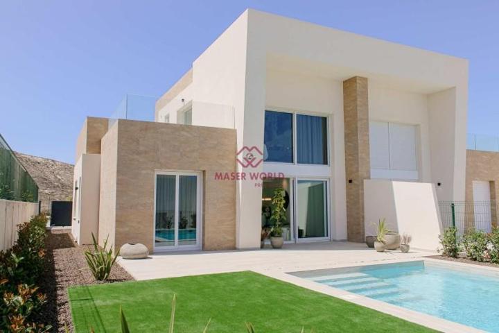 Bungalow en venta en Algorfa, La finca golf photo 0