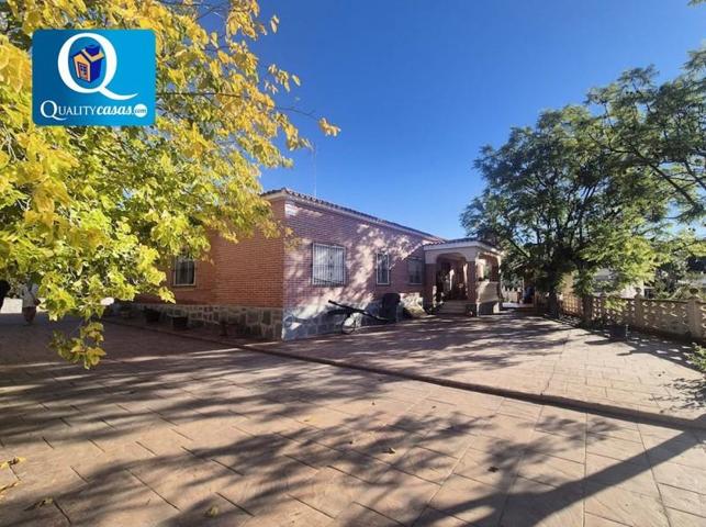 Chalet en venta en Busot, Los Patos photo 0