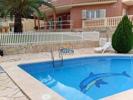 Chalet en venta en Oropesa del Mar, Pueblo photo 0