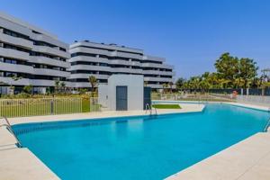 Piso en venta en Torremolinos, Los Alamos photo 0