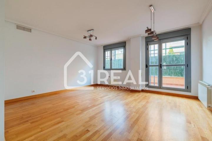 Piso en venta en Madrid, Peñagrande photo 0