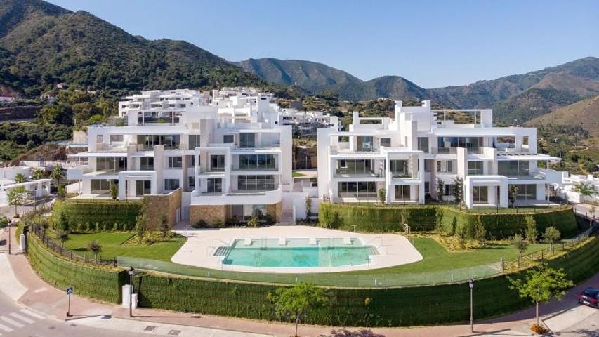 Piso en venta en Marbella, Marbella photo 0