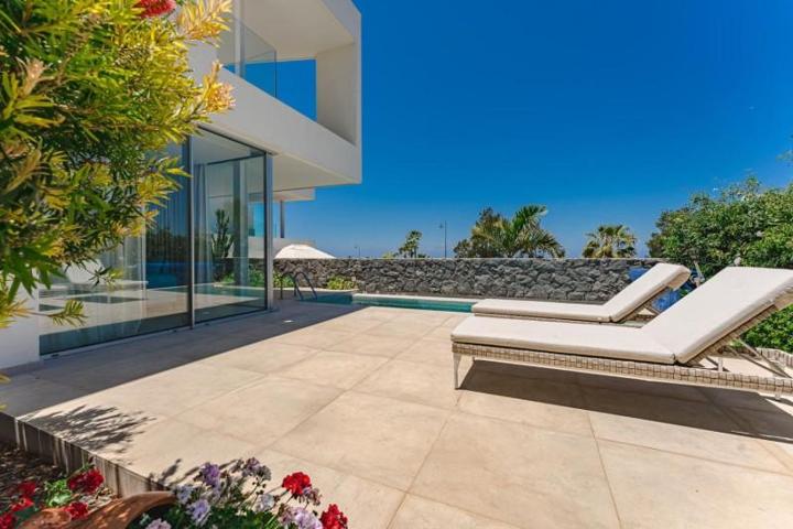 Chalet en venta en Guía de Isora, Abama photo 0