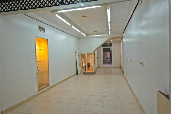 Local comercial en alquiler en Capellades, Centro photo 0