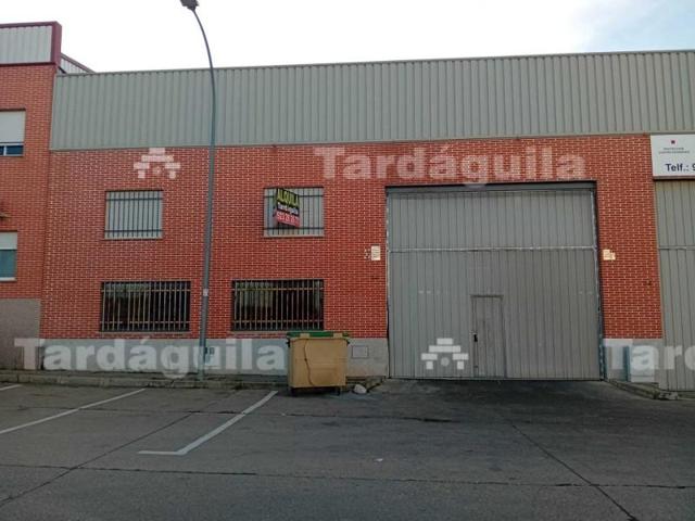 Nave industrial en alquiler en Villares de la Reina, P.I Los Villares photo 0