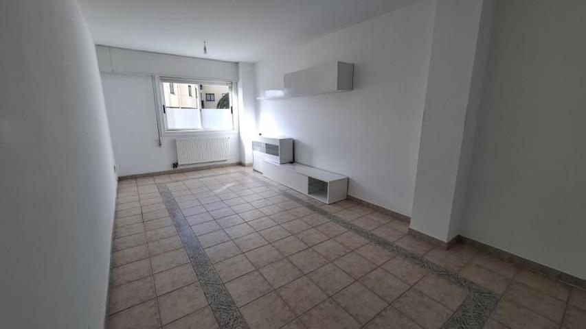 Apartamento en alquiler en Cambre, Cambre photo 0