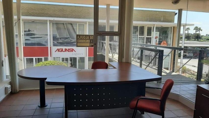 Oficina en alquiler en Valencia, Natzaret photo 0