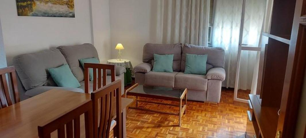 Piso en alquiler en Badajoz, Centro photo 0