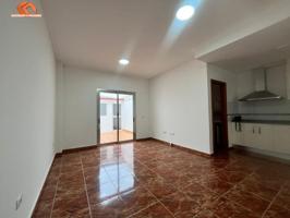 Piso en alquiler en Las Palmas de Gran Canaria, Marzagán-Los Hoyos-La Montañeta photo 0