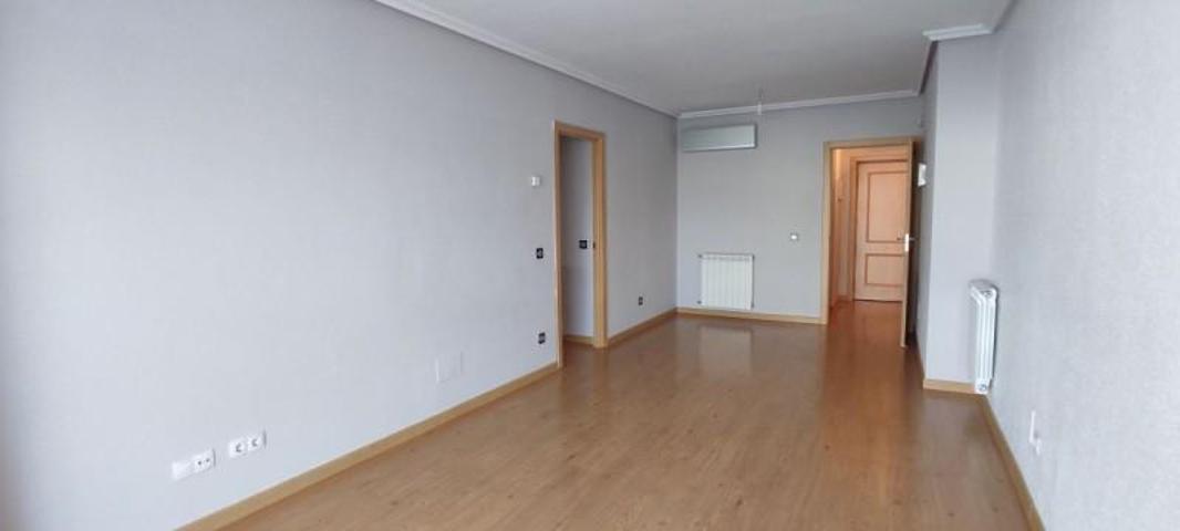 Piso en alquiler en Azuqueca de Henares, Barrio - Postas photo 0