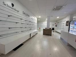 Local comercial en alquiler en Colmenar Viejo, San Agustín del Guadalix photo 0