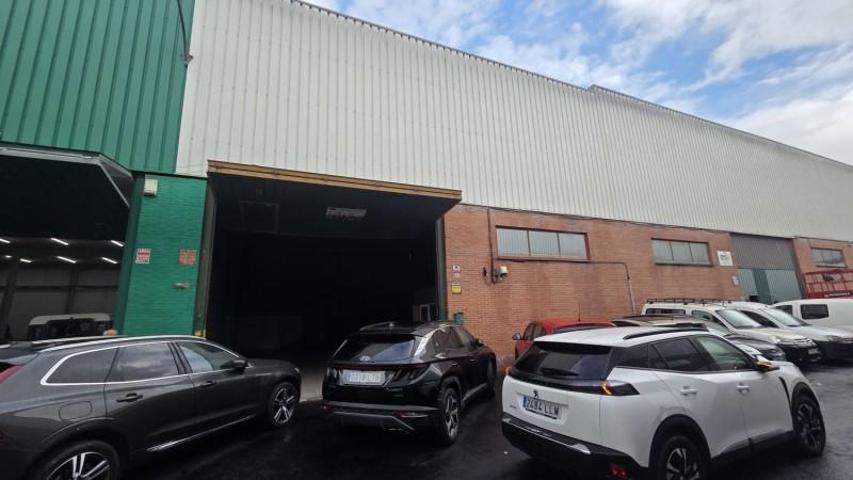 Nave industrial en alquiler en Galdakao, Galdakao photo 0