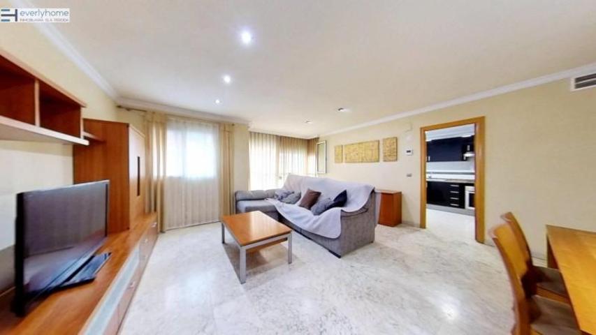 Piso en alquiler en Valencia, Playa de la Malvarrosa - La Malvarrosa photo 0