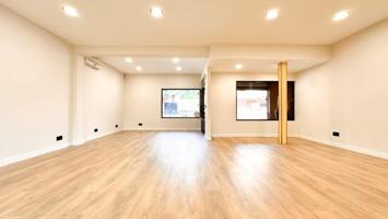 Local comercial en alquiler en Boadilla del Monte, Urb. este - Montepríncipe photo 0