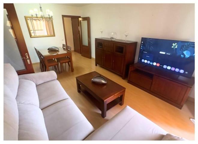 Apartamento en alquiler en Estepona, Av Puerta Del Mar photo 0