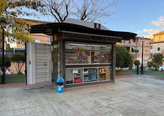 Local comercial en venta en Zubia, Centro photo 0