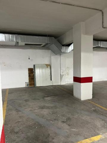 Garaje en alquiler en Granada, Arabial photo 0