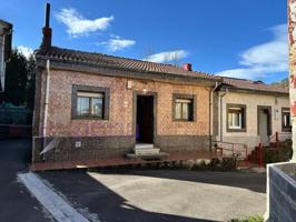 Casa en venta en Langreo, Lada photo 0