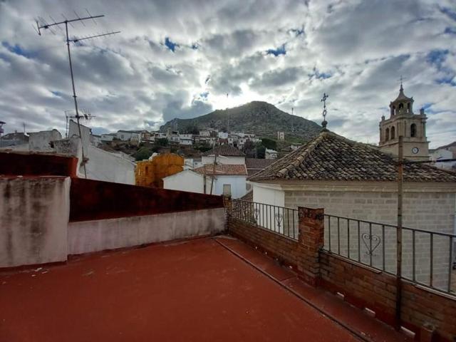 Casa en venta en Martos, Martos photo 0