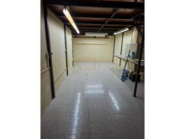 Local comercial en venta en Lleida photo 0