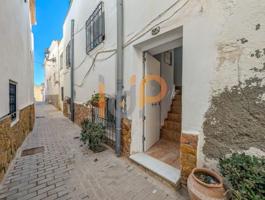 Casa en venta en Urrácal, Urracal photo 0