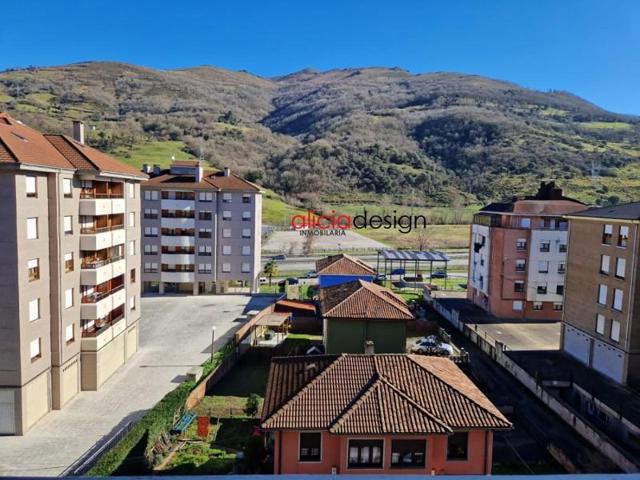 Piso en venta en Lena, Centro photo 0