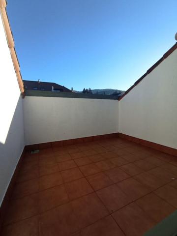 Apartamento en venta en Barro, Barro photo 0