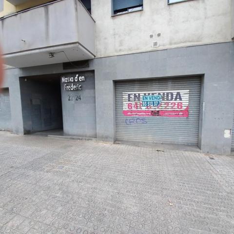 Local comercial en venta en Vilanova i la Geltrú, Llimonet photo 0